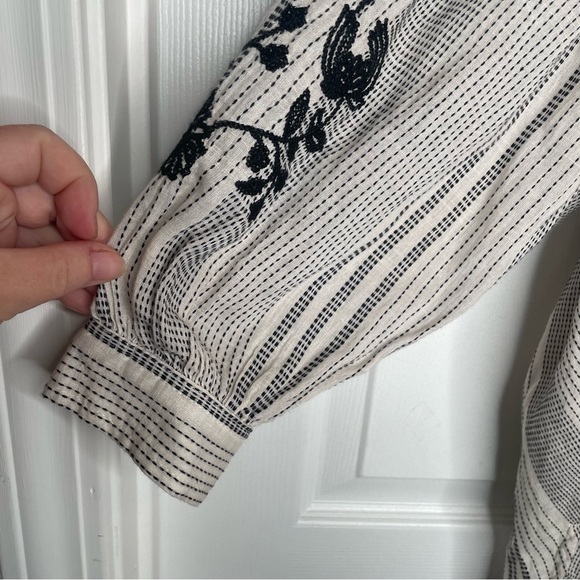 Zara Bohemian Embroidered Balloon Sleeve Blouse in Cream/Black Girl's 10 - Picture 7 of 11